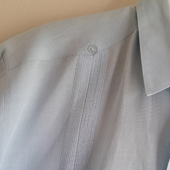 Men's Light Blue Dress Shirt - Picture 6 of 9